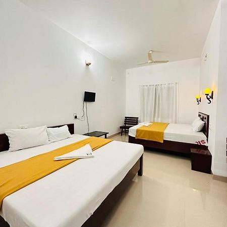 Pkn Homestay Kumily Thekkady Eksteriør billede