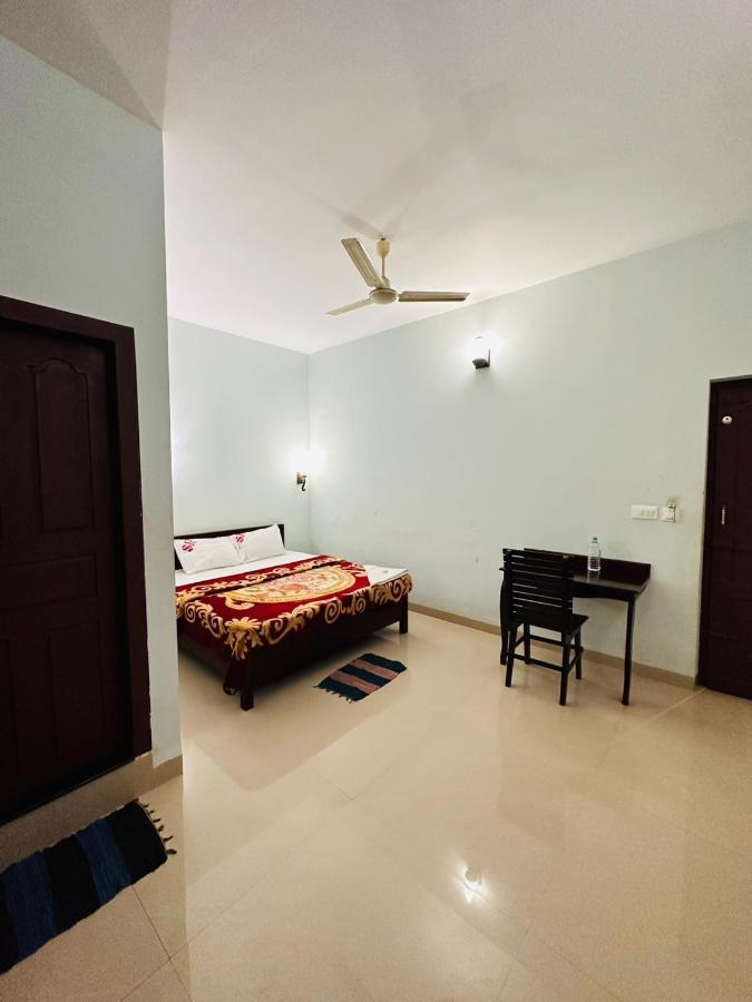 Pkn Homestay Kumily Thekkady Eksteriør billede