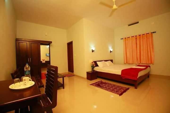 Pkn Homestay Kumily Thekkady Eksteriør billede