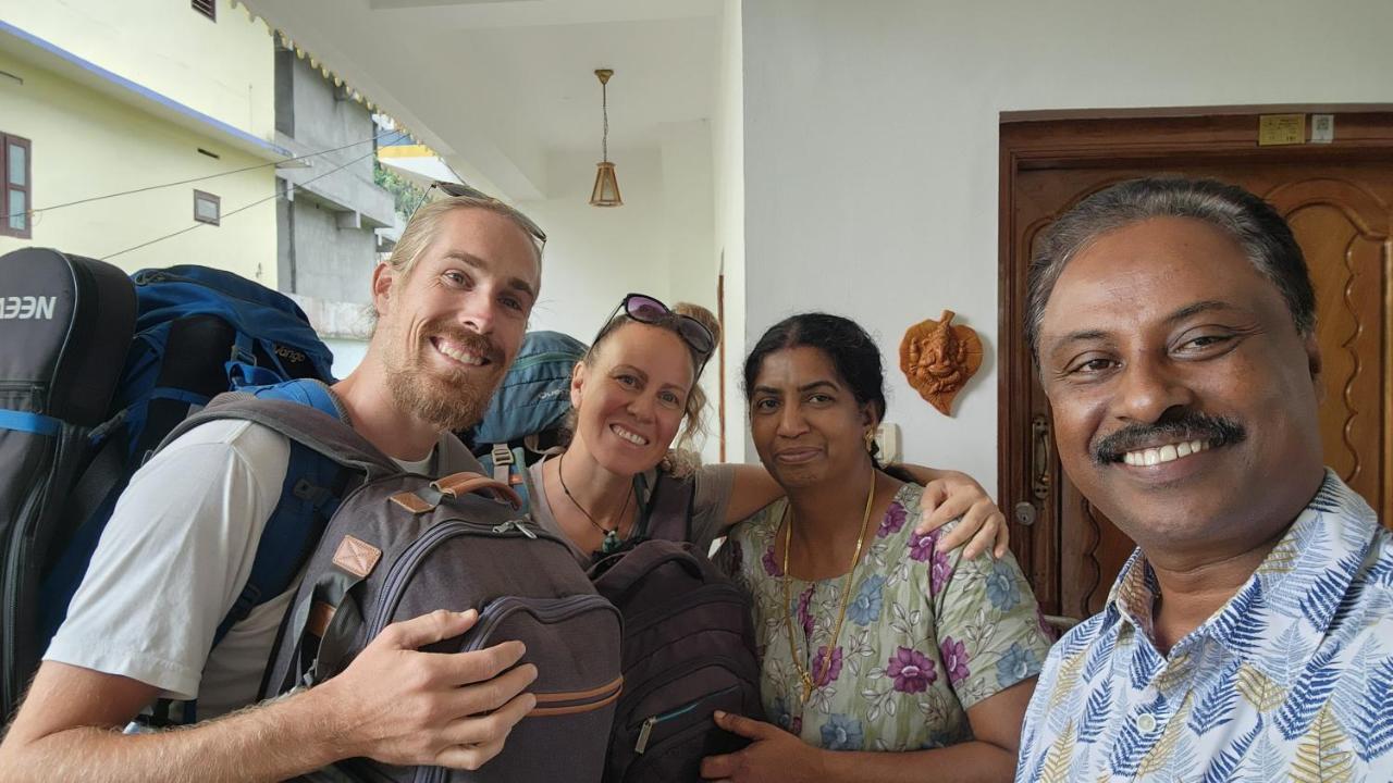 Pkn Homestay Kumily Thekkady Eksteriør billede